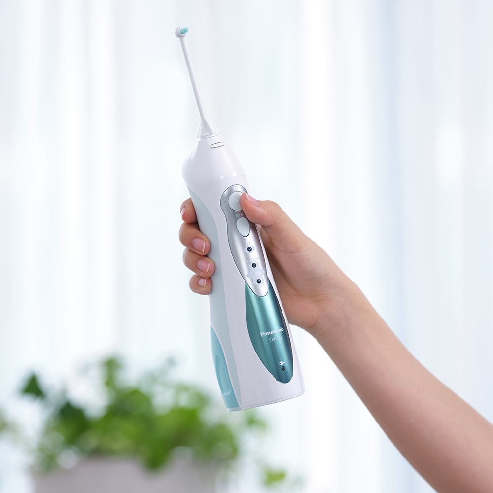 Panasonic EW1313 Oral Irrigator + Gift (Cleaning Agent)