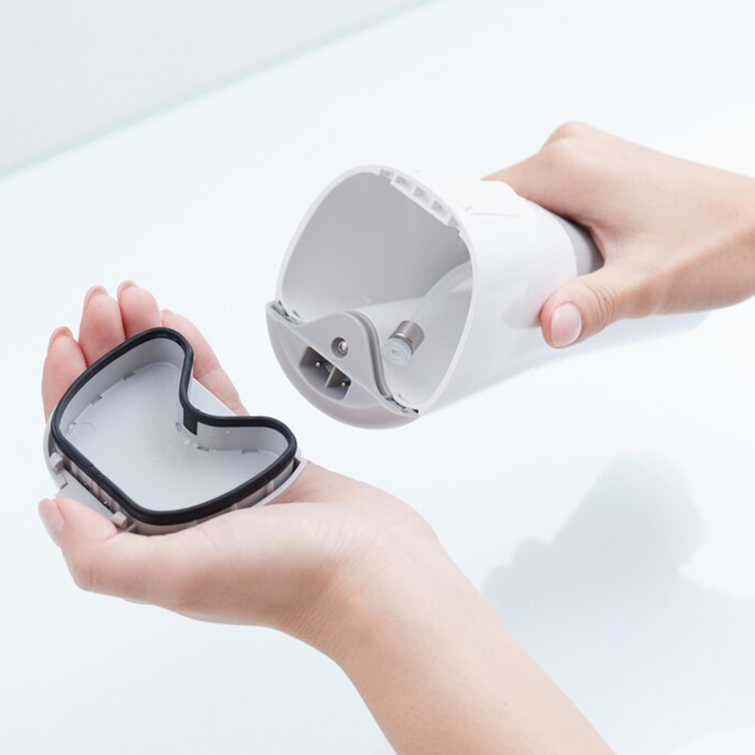 Panasonic EW1511 Oral Irrigator, Portable with 5 Operating Modes