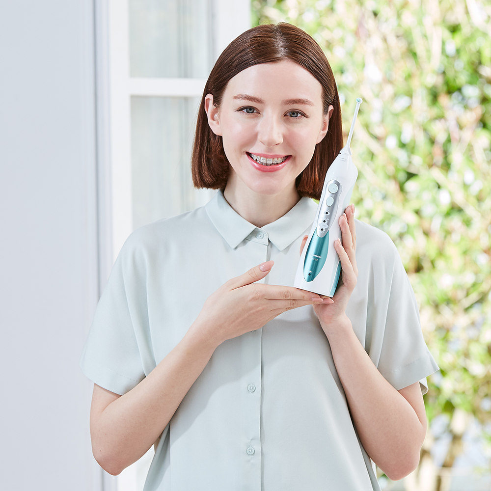 Panasonic EW1313 Oral Irrigator, Portable with 3 Operating Modes