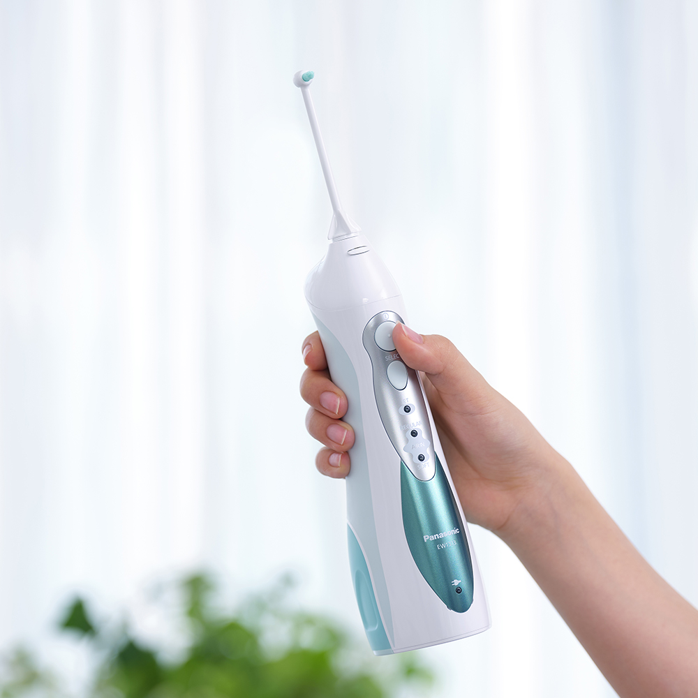 Panasonic EW1313 Oral Irrigator, Portable with 3 Operating Modes
