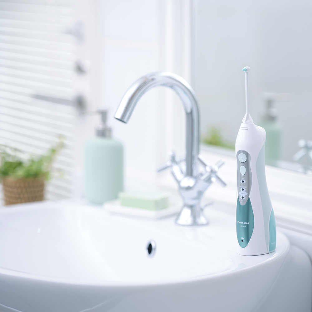 Panasonic EW1313 Oral Irrigator, Portable with 3 Operating Modes